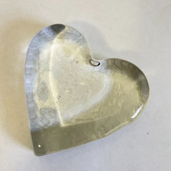 Vintage Paperweight Clear Heart Shaped Art Glass /crystal Flat Back Heavy - Picture 1 of 11